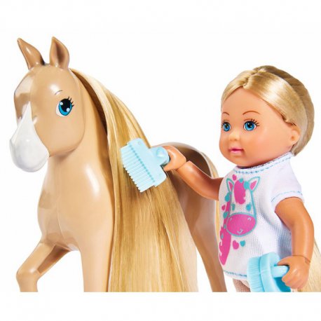 Simba Evi LOVE - Evi na kursie jazdy konnej