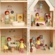 CLASSIC WORLD Wielki Drewniany Domek dla Lalek z mebelkami